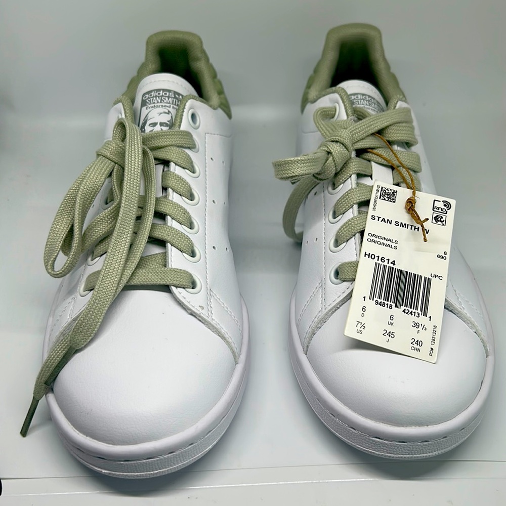 Brand Adidas New no box Tennis Stan Smith Woman’s